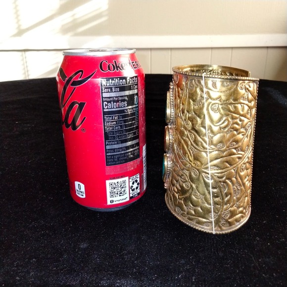 Iris Apfel & Bajalia Brass Turquoise & Coral Inlay HUGE Statement Cuff Bracelet - Picture 3 of 16